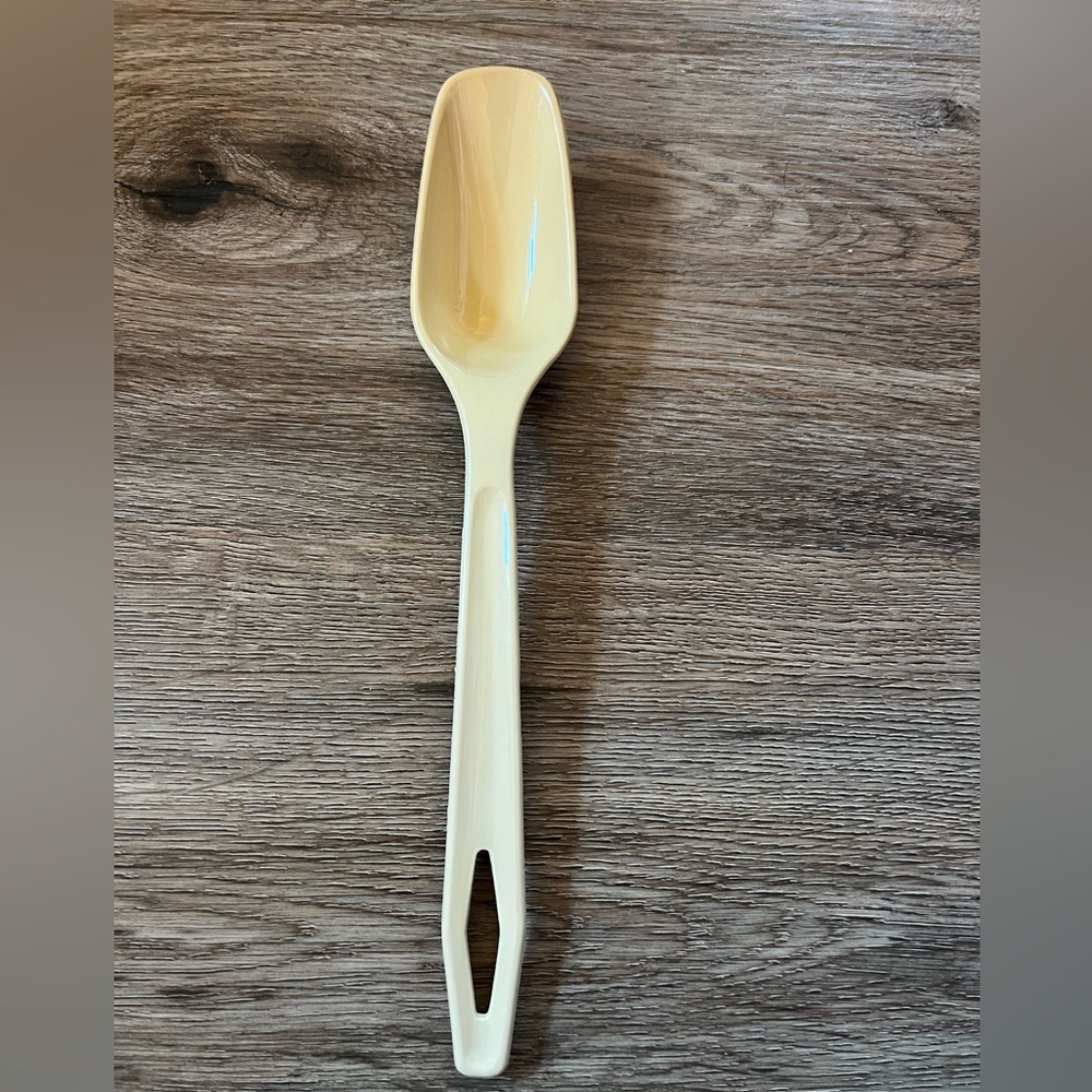 King Kraft Vintage Off White Plastic Serving Spoon